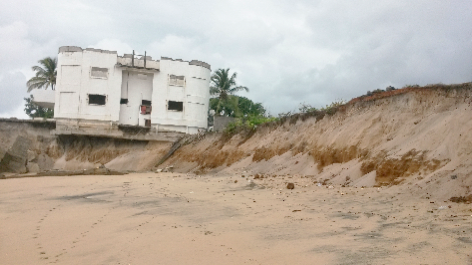 Coastal zone retreat is eating-up infrastructures in Sierra Leone
